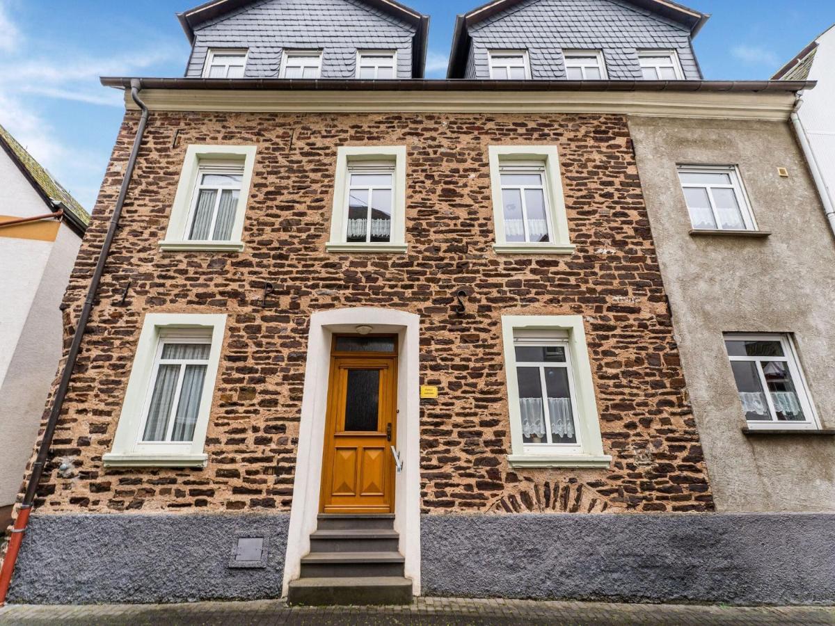 Comfortable Apartment In Ediger Eller Eifel Sankt Aldegund Exteriör bild