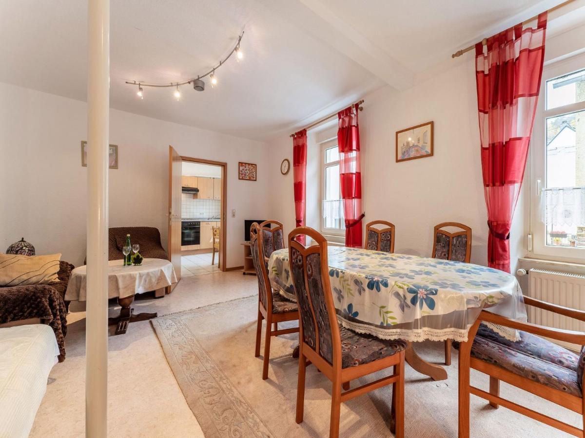 Comfortable Apartment In Ediger Eller Eifel Sankt Aldegund Exteriör bild