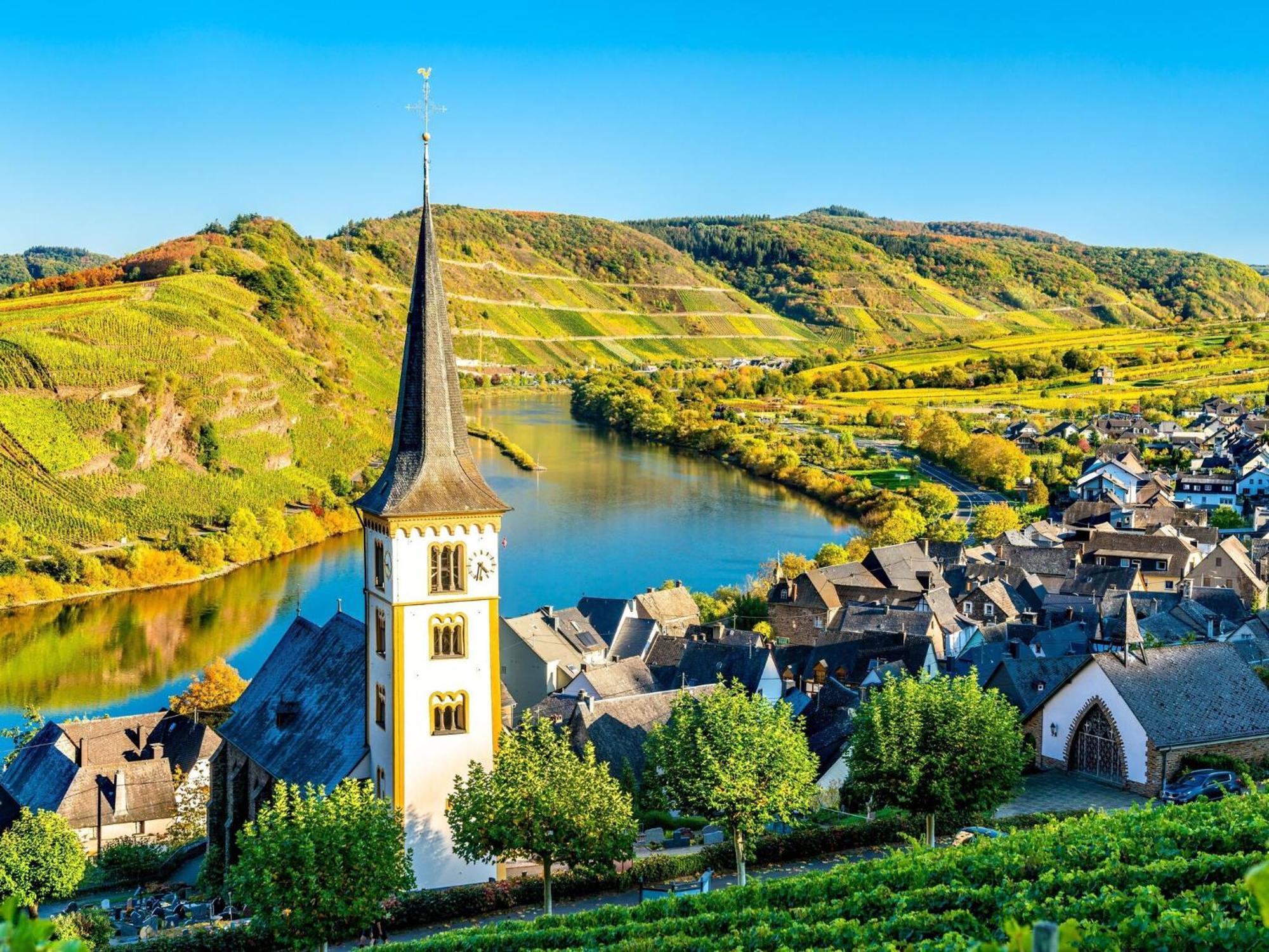 Comfortable Apartment In Ediger Eller Eifel Sankt Aldegund Exteriör bild