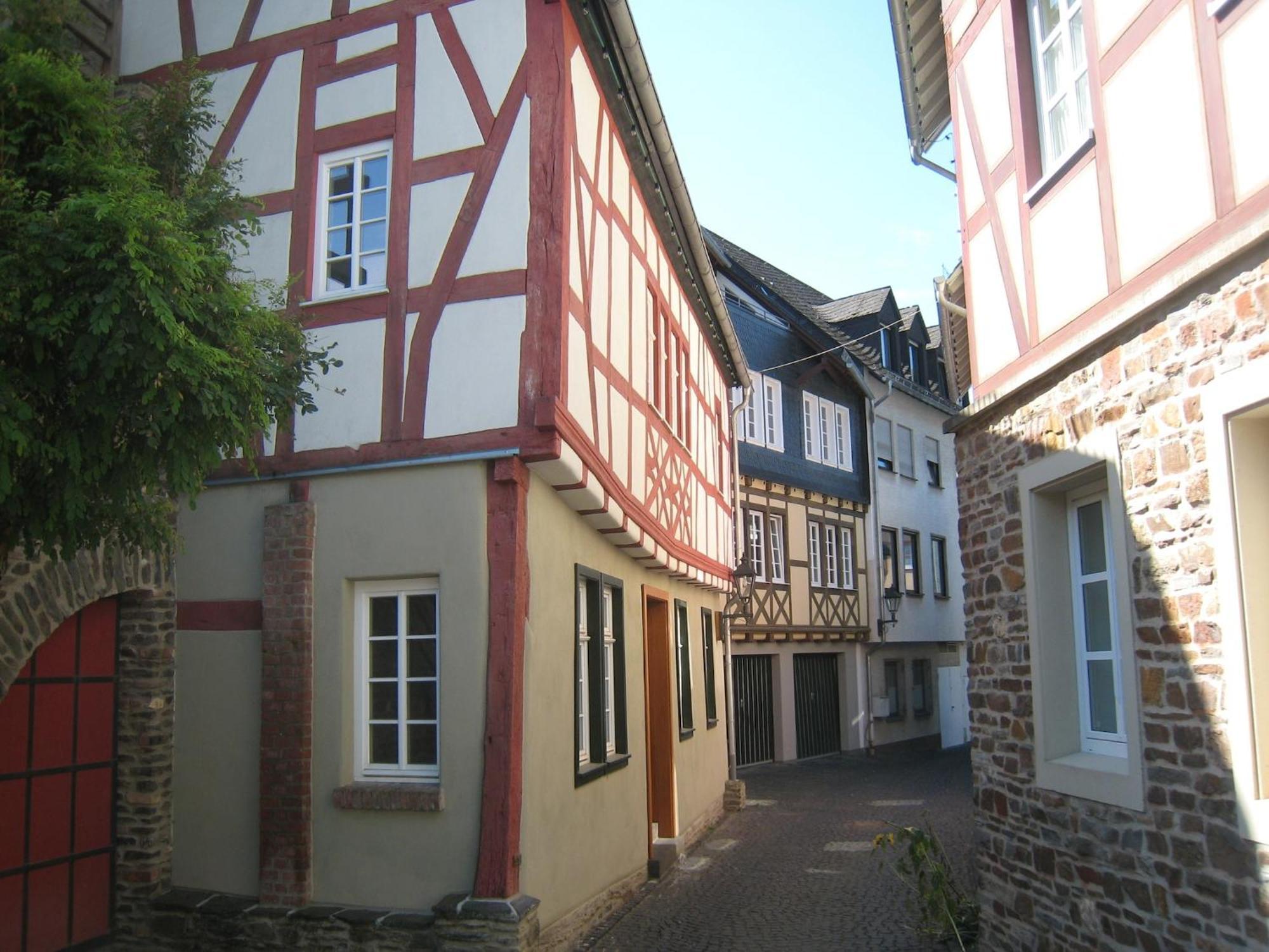 Comfortable Apartment In Ediger Eller Eifel Sankt Aldegund Exteriör bild