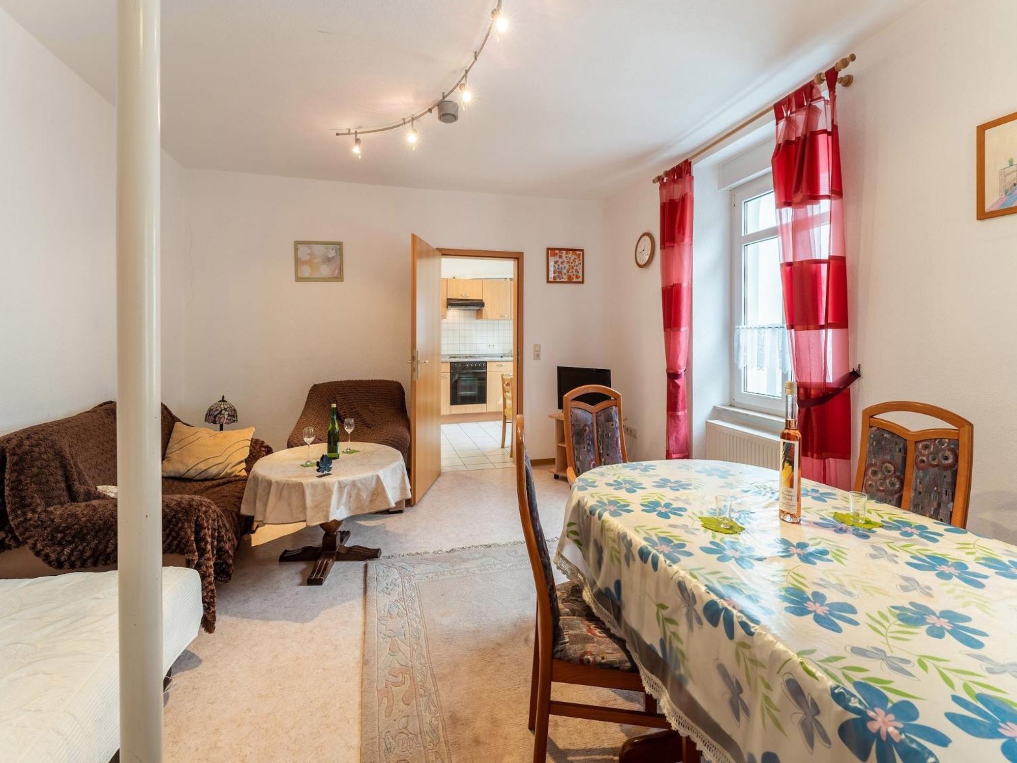 Comfortable Apartment In Ediger Eller Eifel Sankt Aldegund Exteriör bild